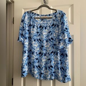 NWOT LOFT Blue and White Floral Top Large